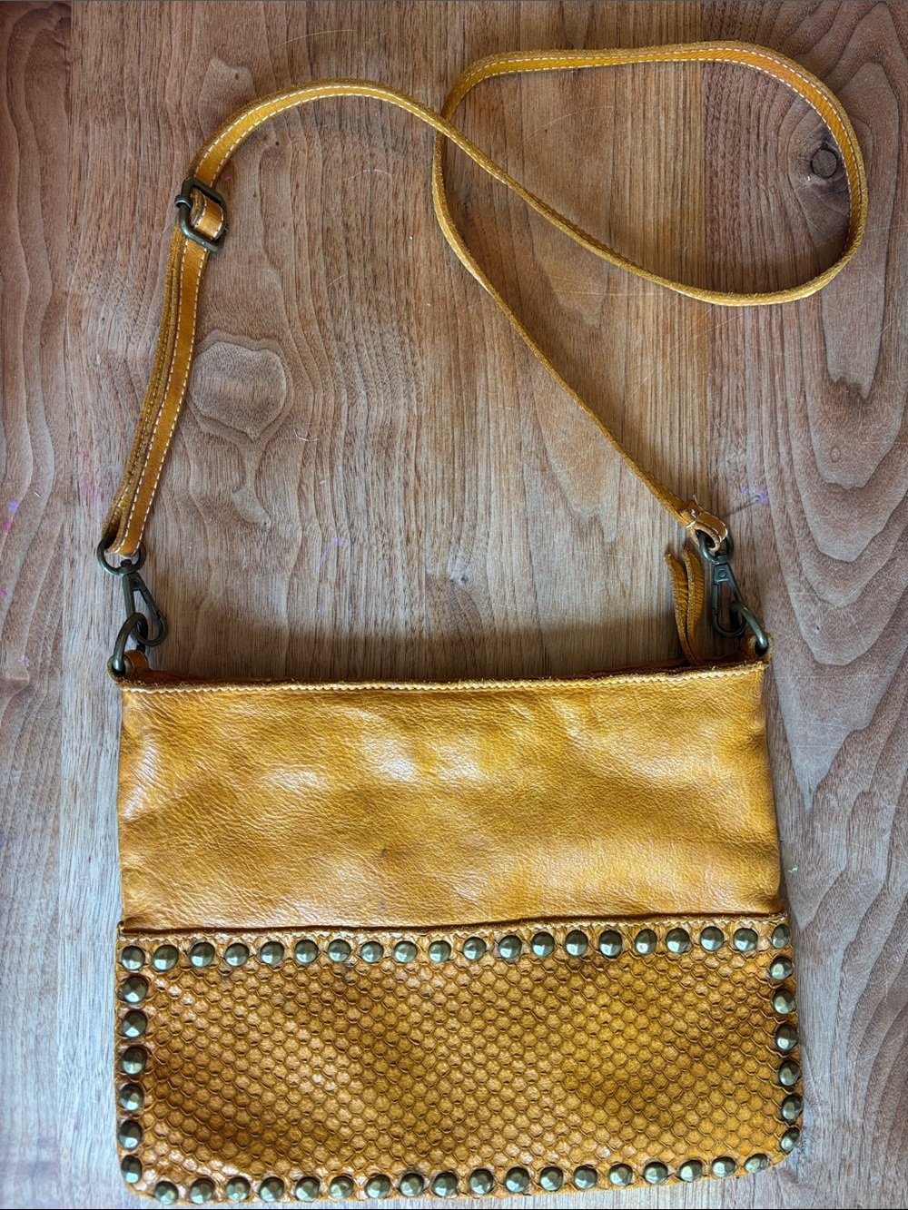 Constanta Rota Yellow Leather Crossbody bag